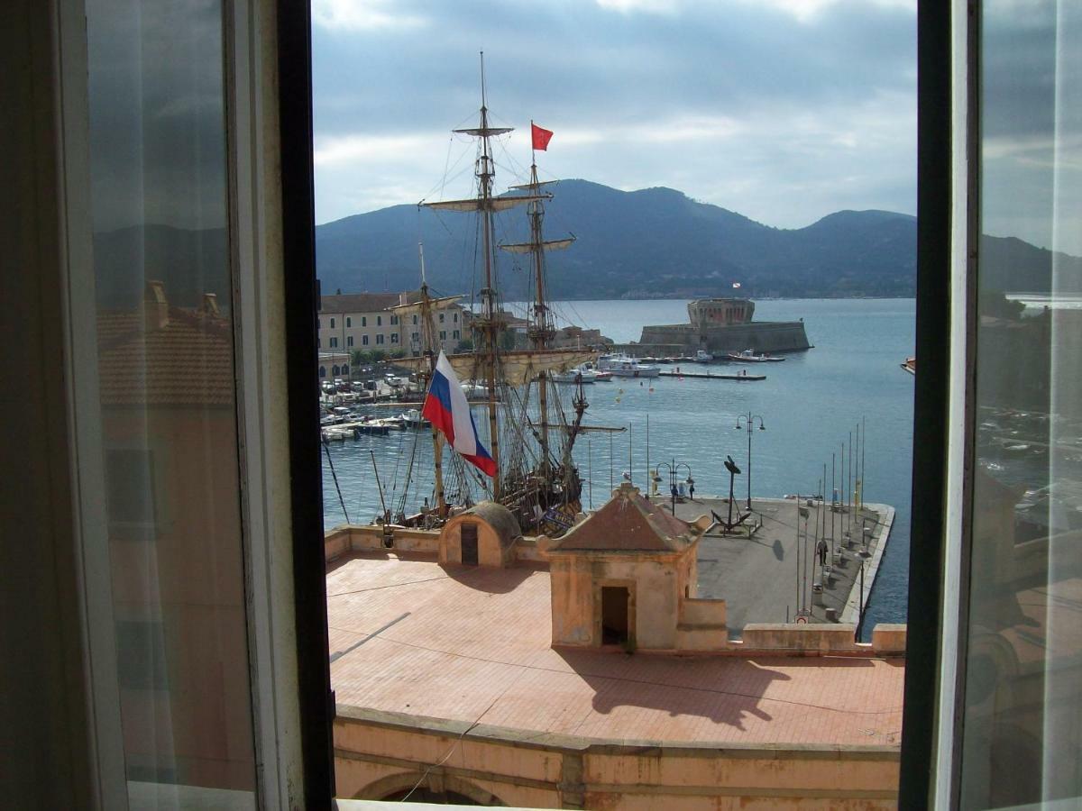 Porta Del Mare Hotel Portoferraio Exterior photo